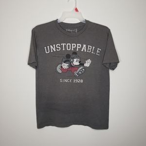 Disney Mickey Mouse 'Unstoppable' Football T Shirt || Men's Size: Small
